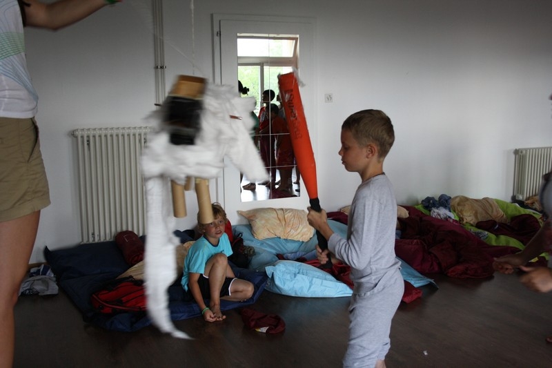 Village Camps International Summer Camp Leysin, Switzerland 2025-08-09 https://www.villagecamps.com/journals_admin/images/698-34-slumber party (22).jpg